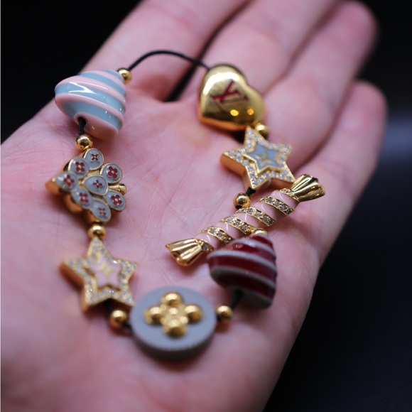 Louis Vuitton Bracelet - Picture 4 of 5